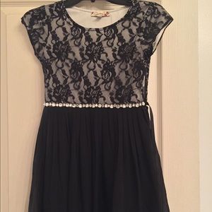 Speechless special occasion dress. Size 12.